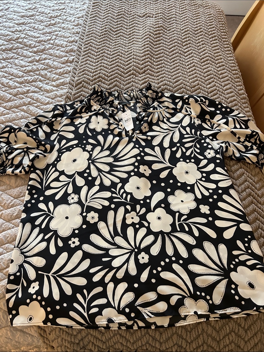 Ann Taylor Black and Cream Floral Peasant Blouse